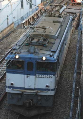 EF65-1050.jpg