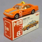 日産 セドリック タクシー (Y31、トミカ8-4-8 日本製 屋根灯黒文字）
