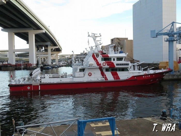 大阪市消防局の消防艇まいしま